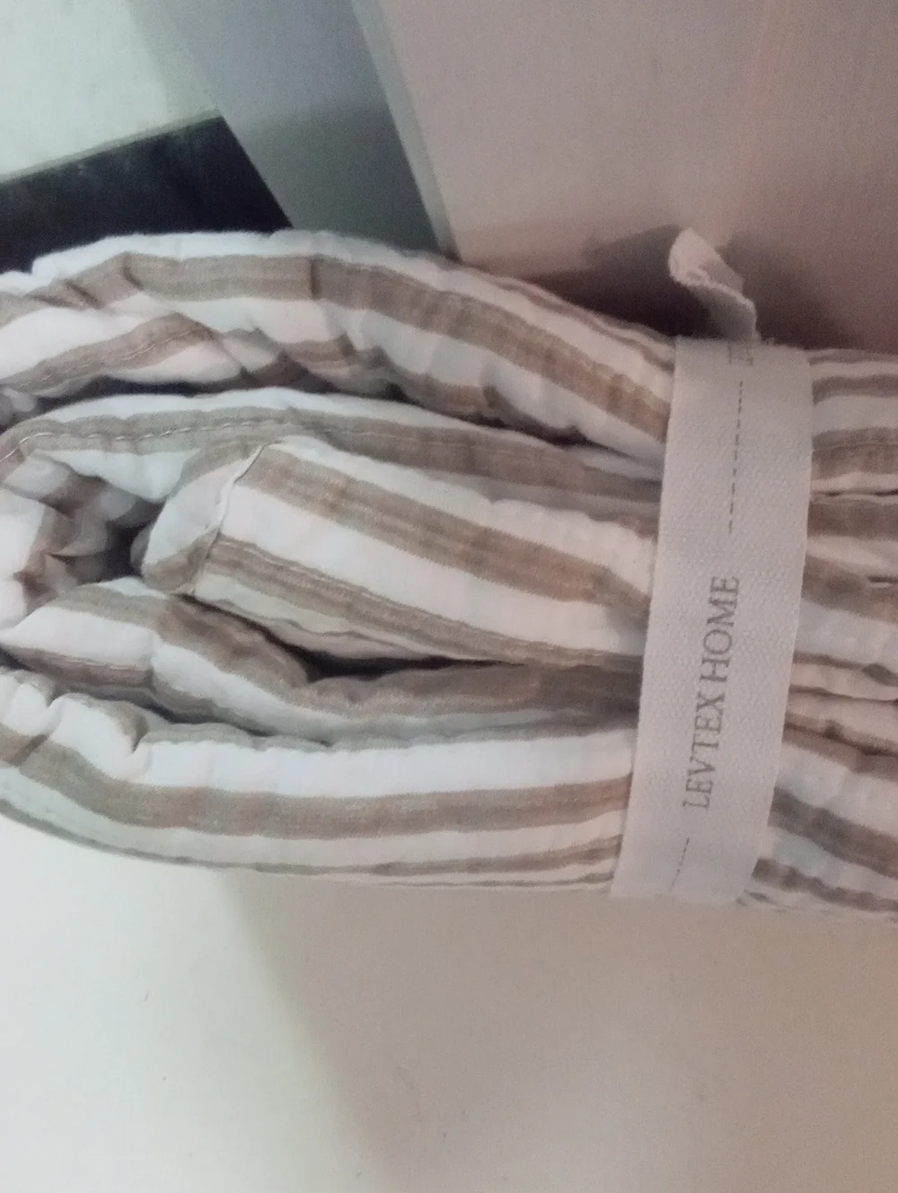 Levtex Quilted Throw Blanket in Beige and White Stripes NWT $74.99
